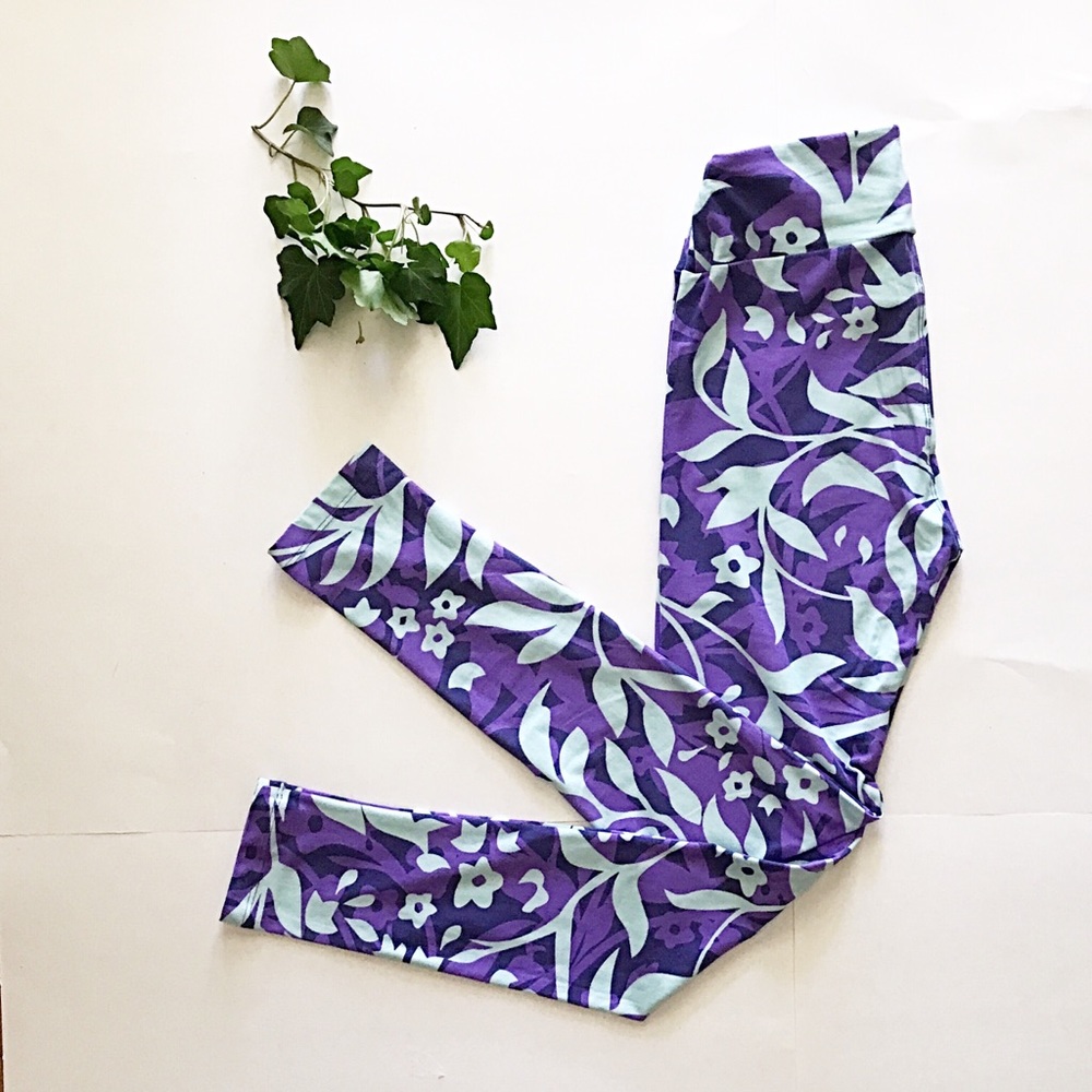 🌴🌴4 for $25🌴🌴 LulaRoe Leggings •
